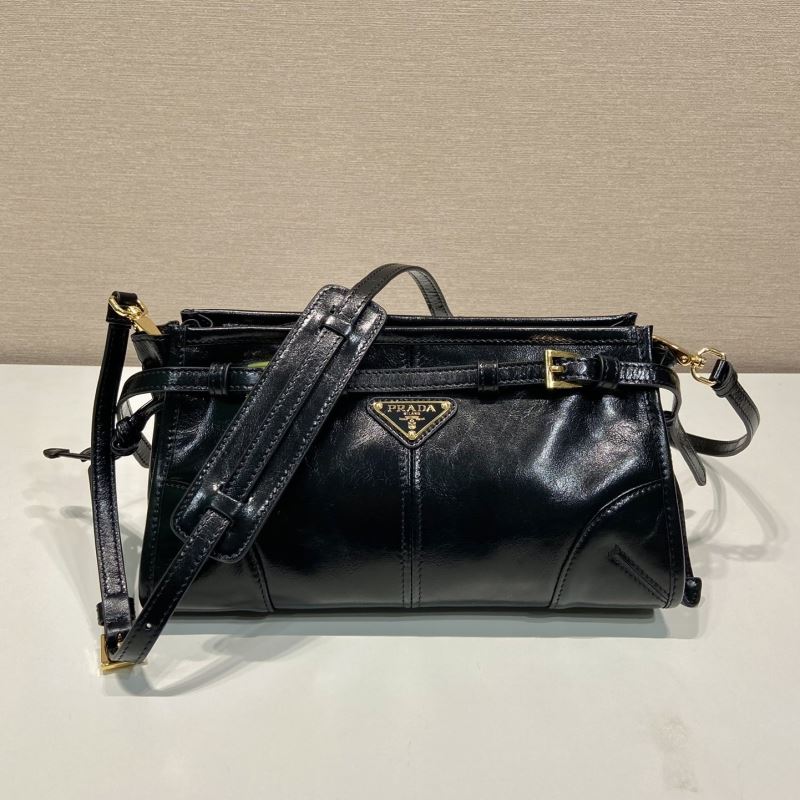 Pra*a top handle bags